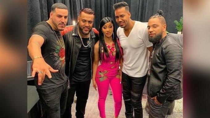Romeo santos pink jacket sales